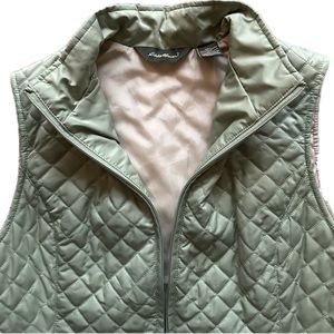 Eddie Bauer Women’s Quilted Vest, Medium, Pea Green